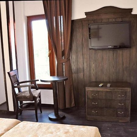Kaleto Hotel Lom Dış mekan fotoğraf