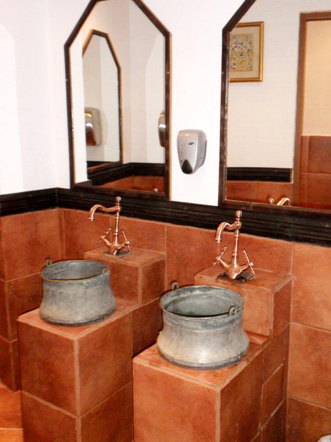 Kaleto Hotel Lom Dış mekan fotoğraf